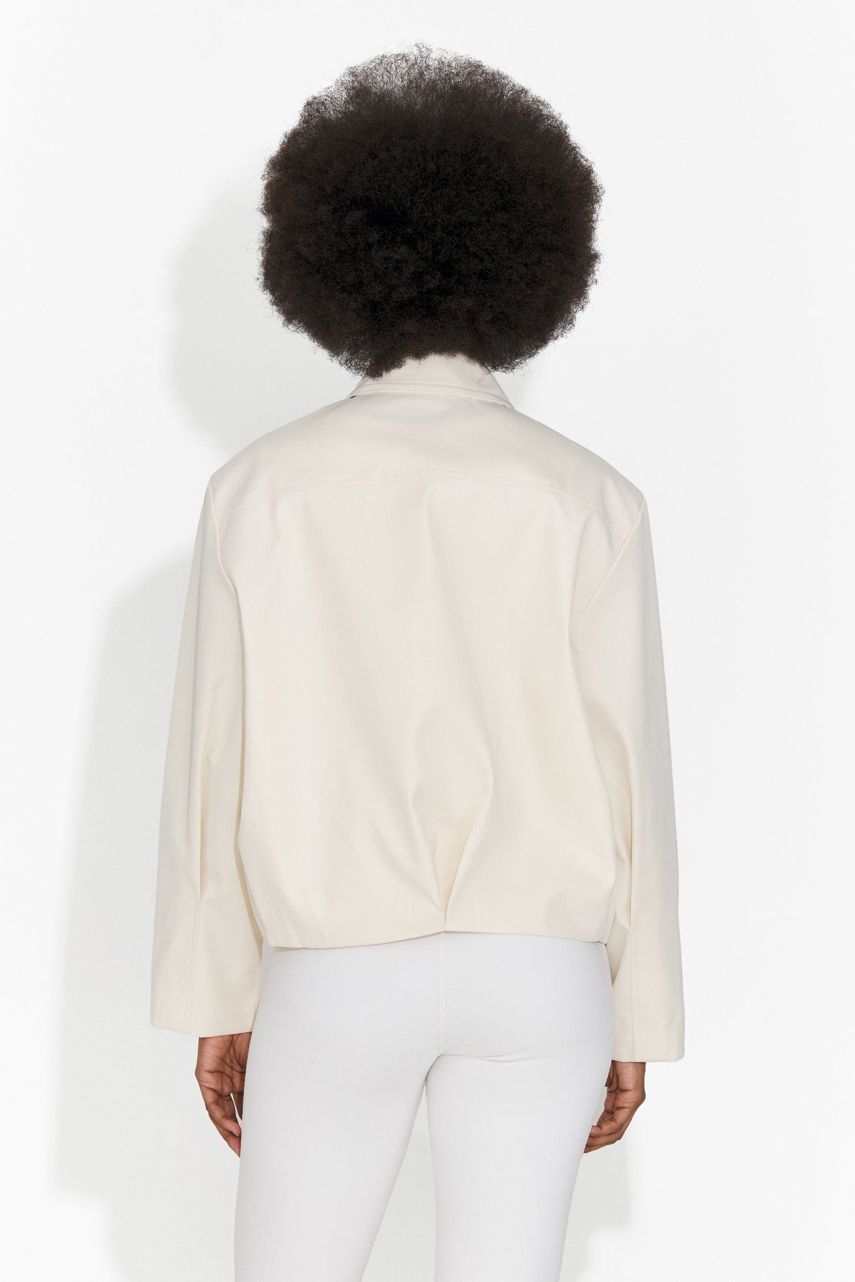 Jacheta dama eleganta crem Comino Bogas