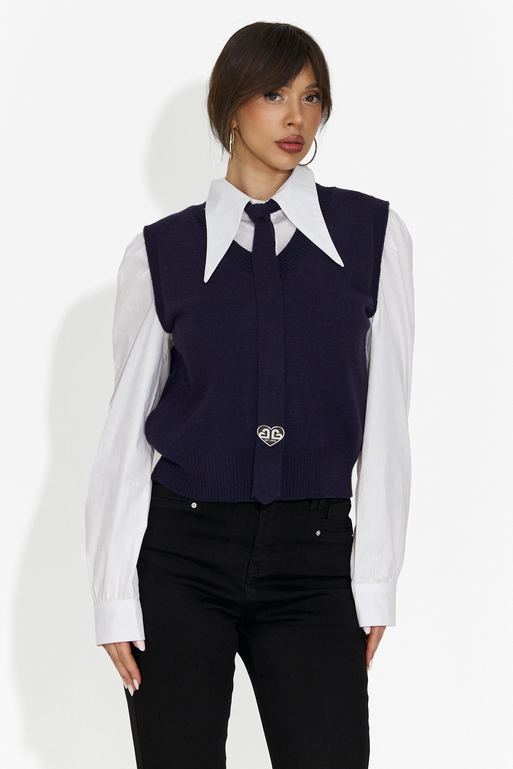 Set dama 3 piese camasa + vesta + cravata bleumarin Ofeliana Bo