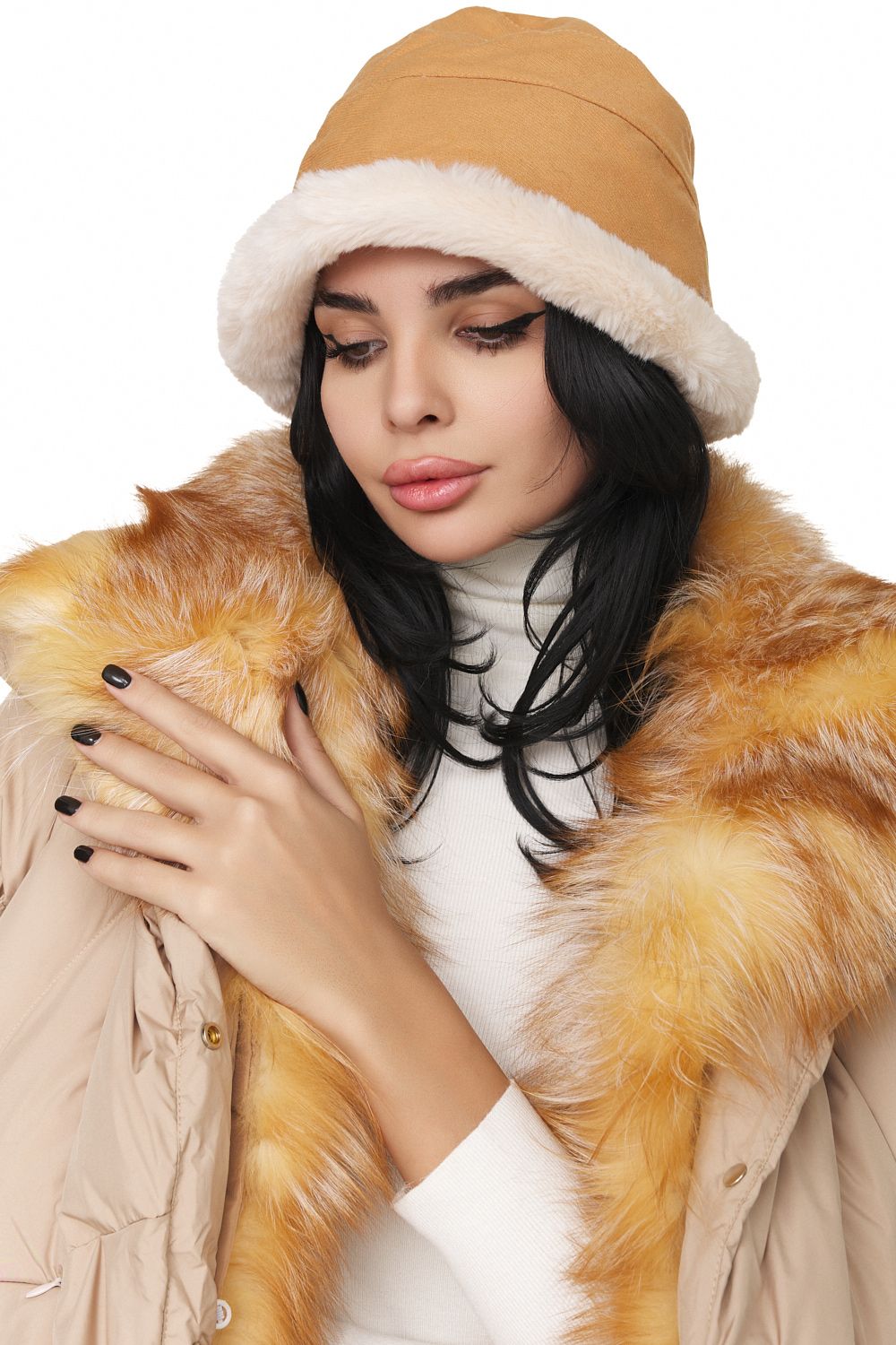 Caciula dama casual bej Elenisa Bogas