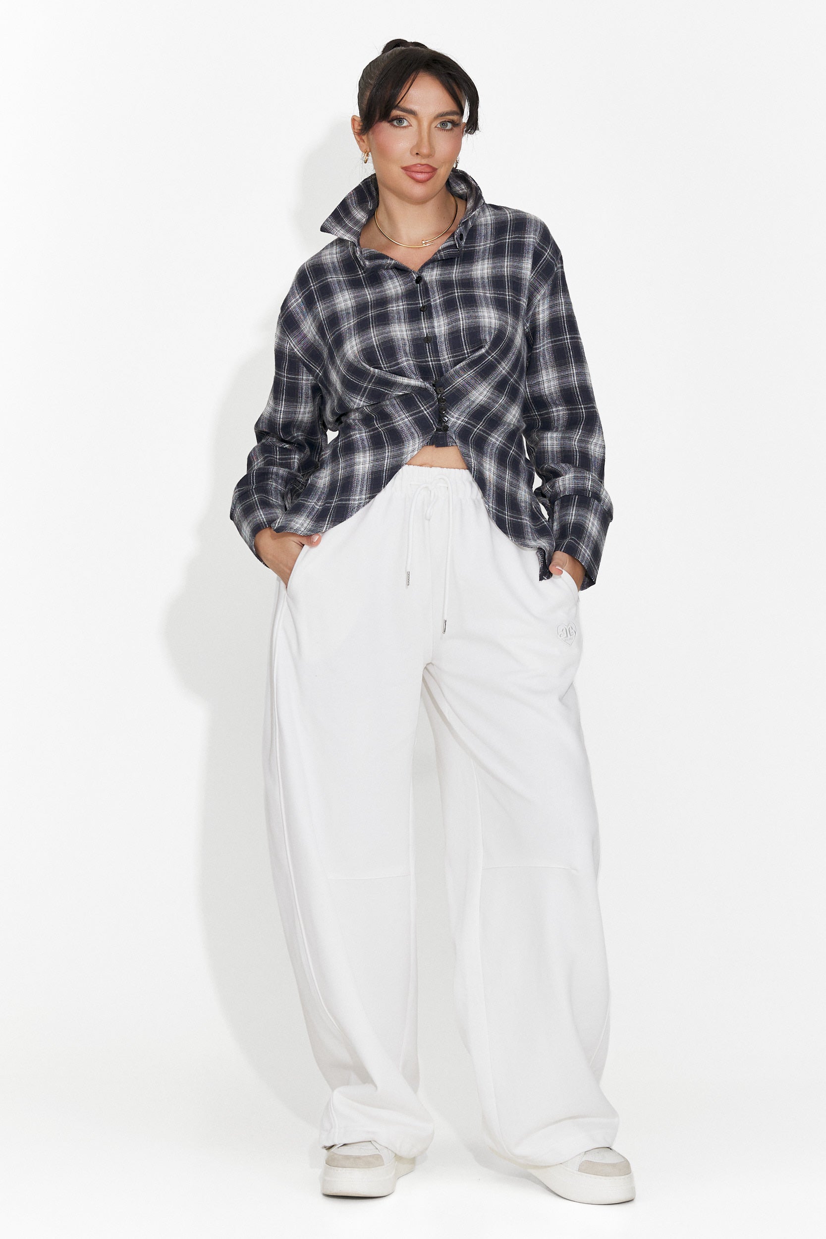 Pantaloni dama casual albi Romela Bogas