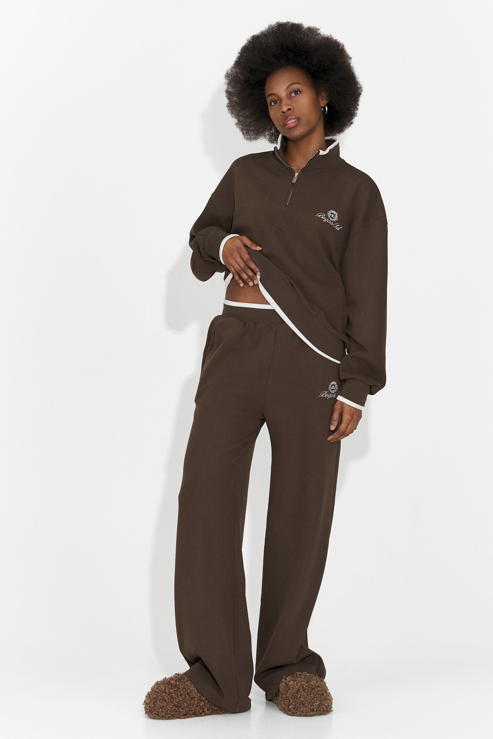 Trening dama casual maro Vilma Bogas