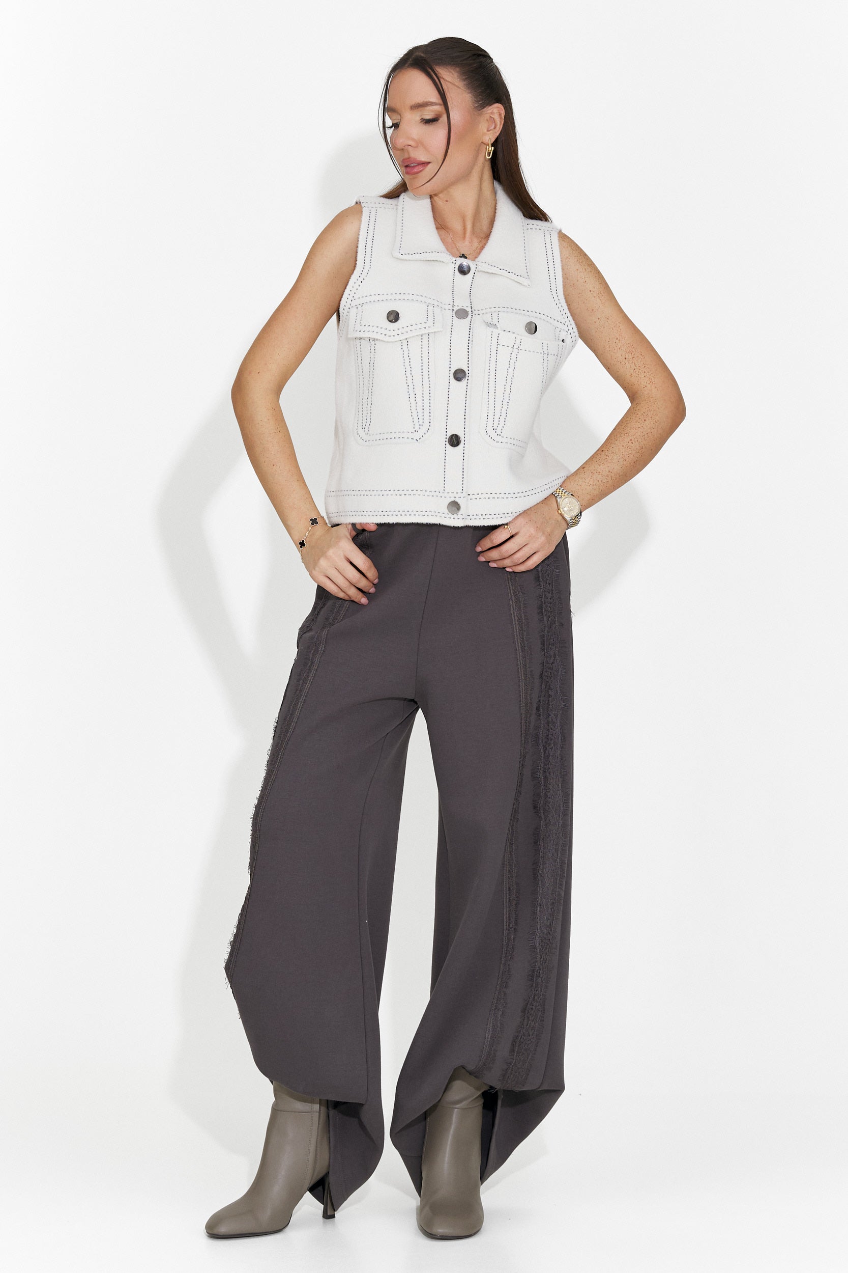 Vesta dama casual alba Kaleria Bogas